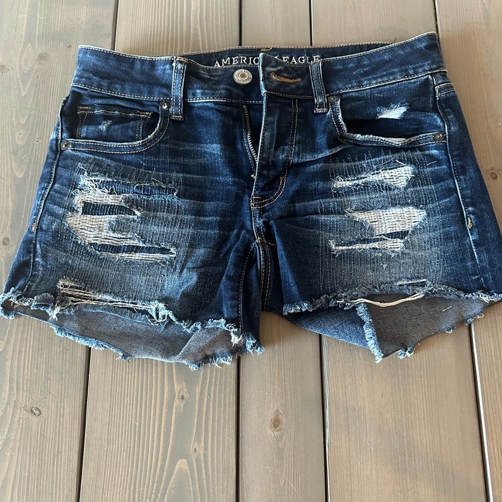 American Eagle Midi Shorts - Size 6